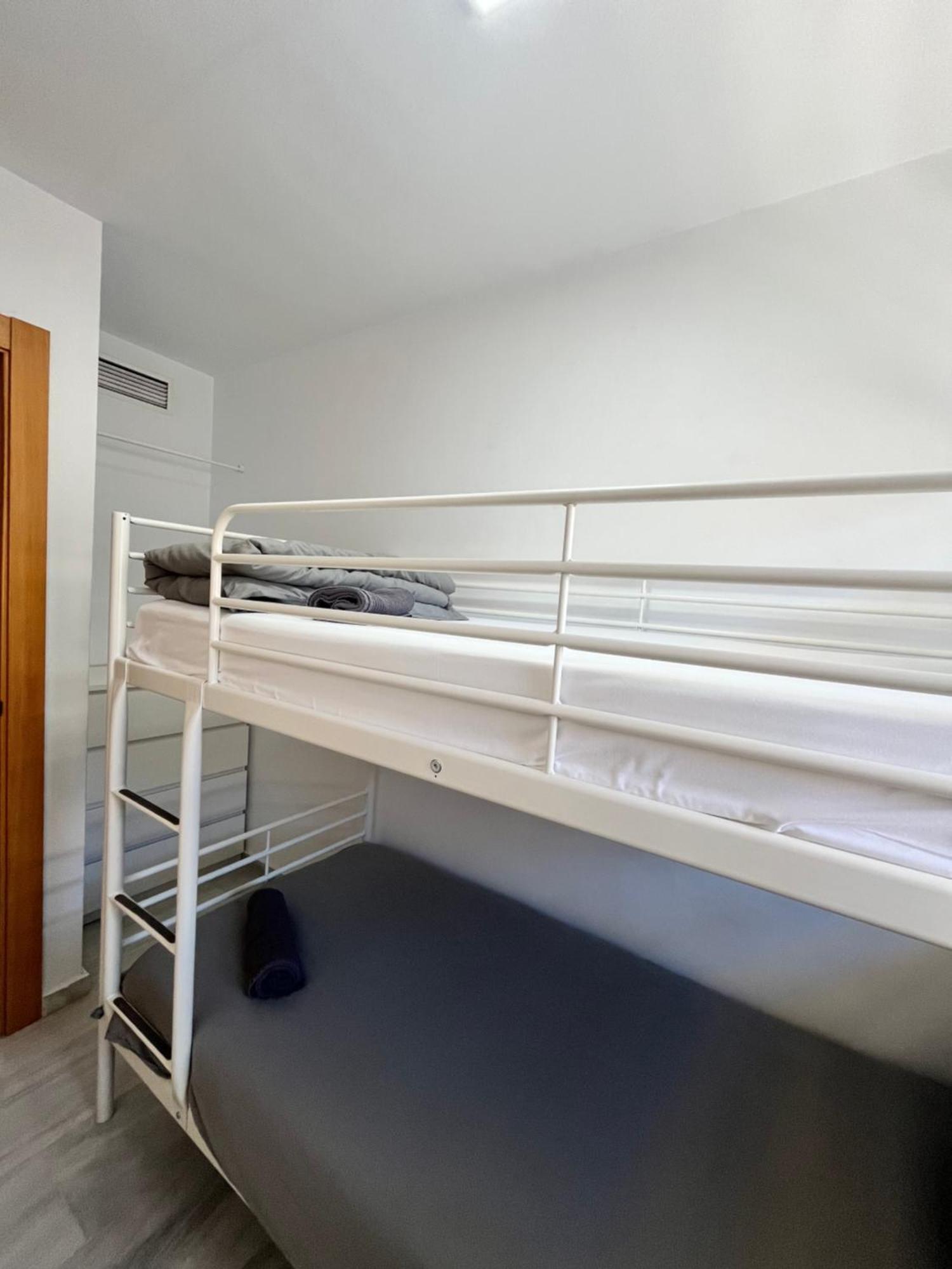 Apartamento Boutique - Carlos Haya Area With Parking