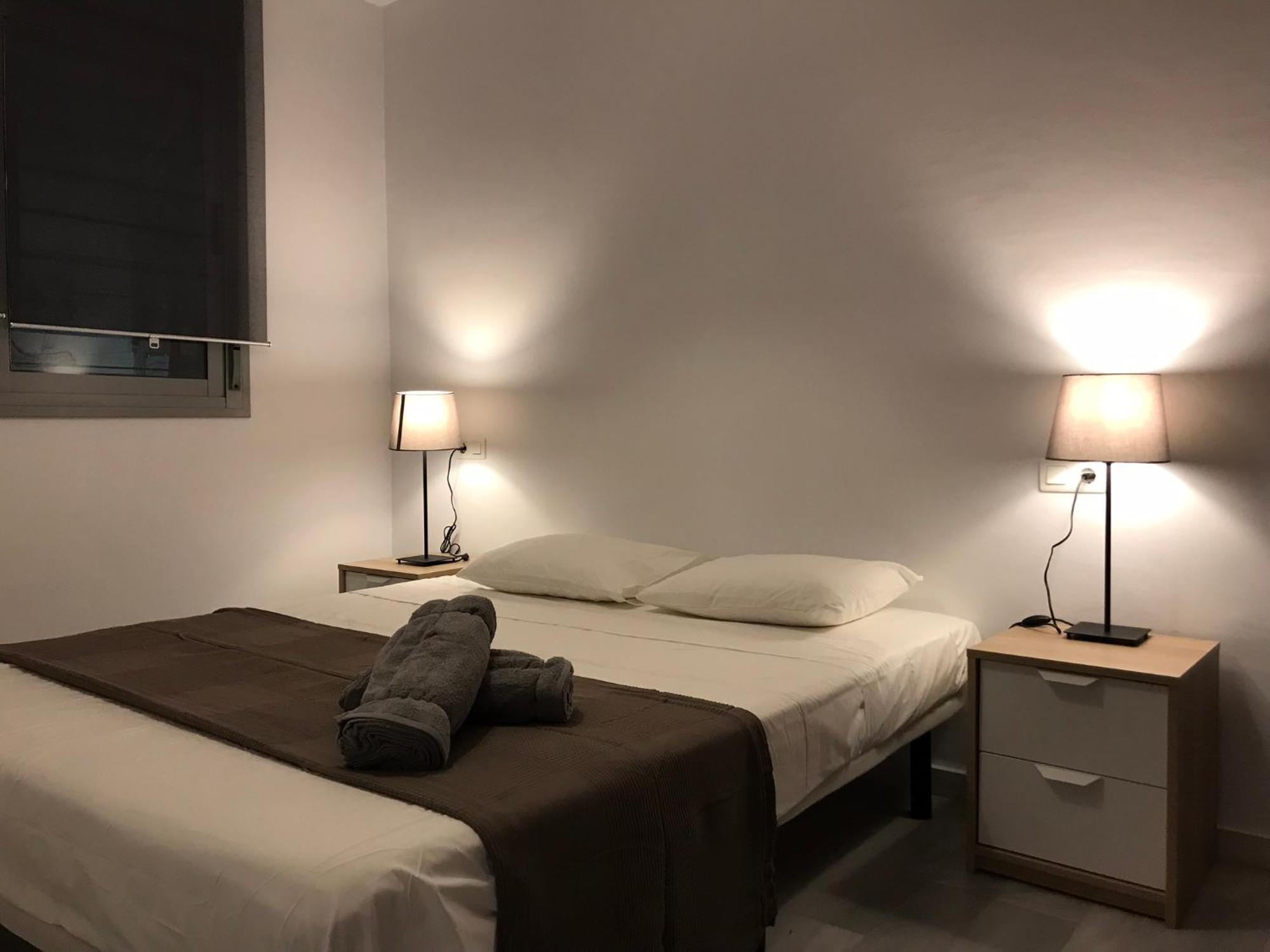 Boutique - Carlos Haya Area With Parking Apartamento